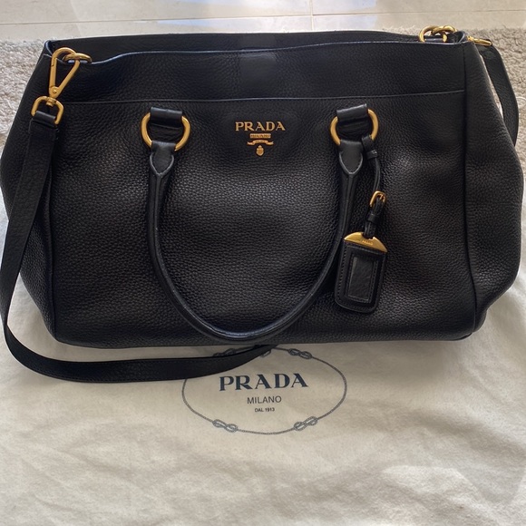 Prada Convertible Open Tote Vitello Daino Medium Black - Picture 2 of 8